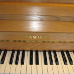 Samick SU 108 piano